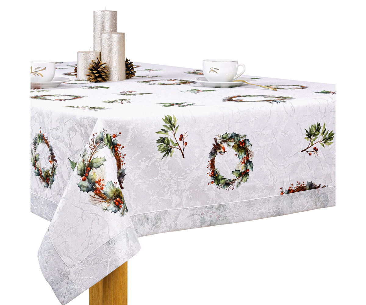 O5-S-ChristmasHoly