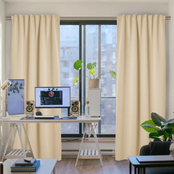 Zasłona zaciemniająca na taśmie marszczącej Blackout Uni