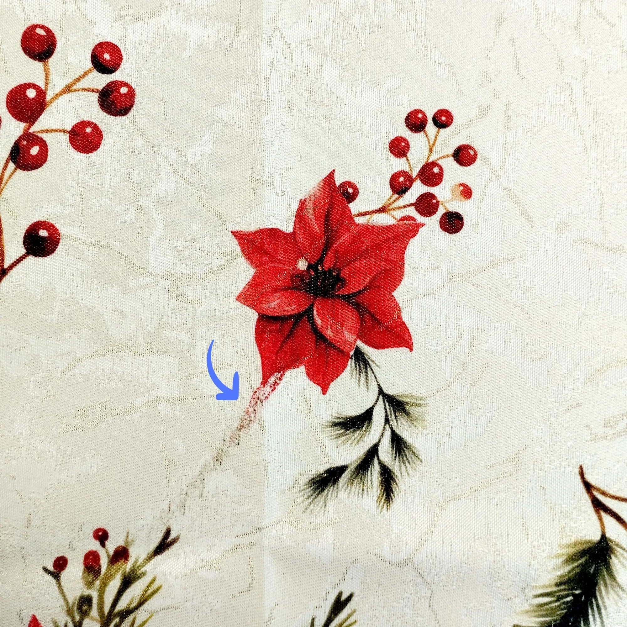 Wyprzedaż  Obrus Świąteczny z lamówką złotą plamoodpo