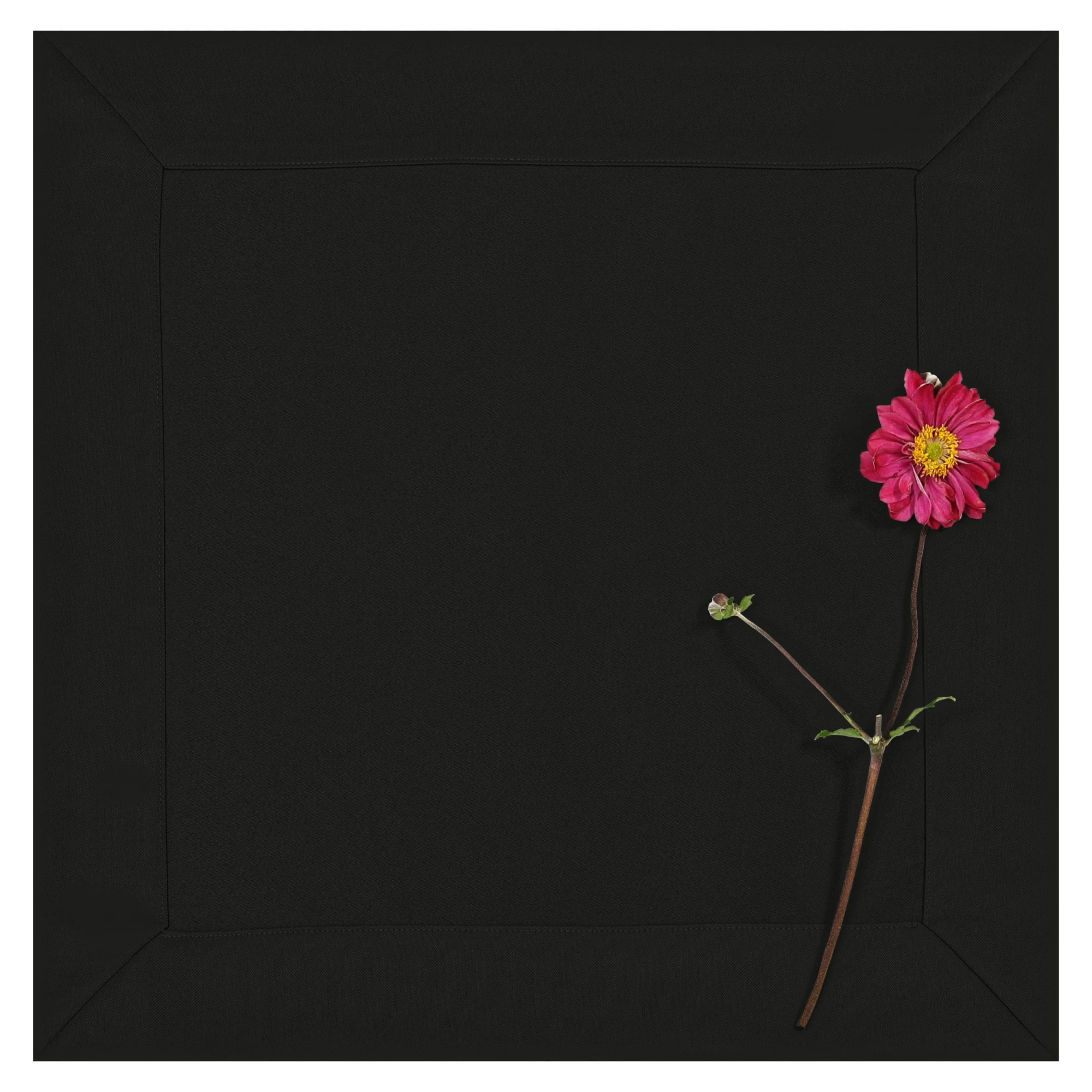 Elegancki Czarny Bieżnik Plamoodporny, Szyty Kopertowo z Ma