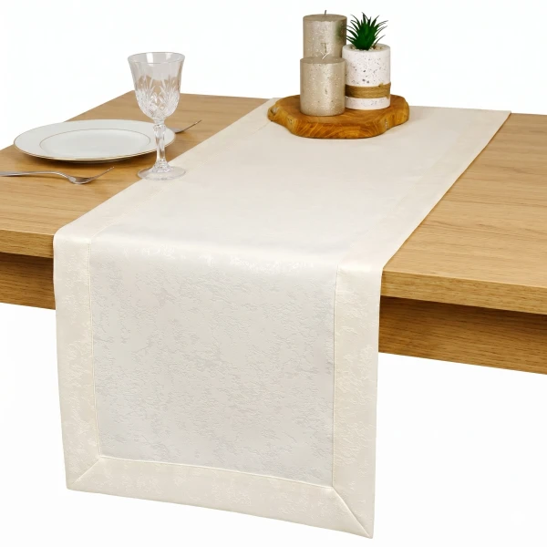 Elegancki Bieżnik Ecru – Wzór Marmurek z Ozdobnym Mankie