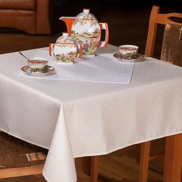 Wyprzedaż Obrus  plamoodporny U3 CERES terakota O 140 cm