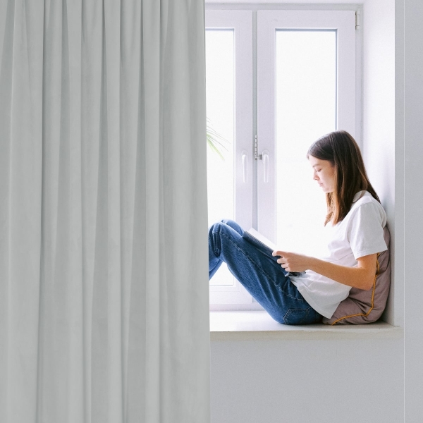 Zasłona welurowa na taśmie marszczącej Sara 116 jasny sza