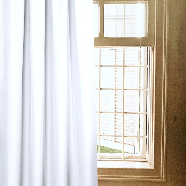 Zasłona Emma na taśmie marszczącej 1001 biały, szerokoś