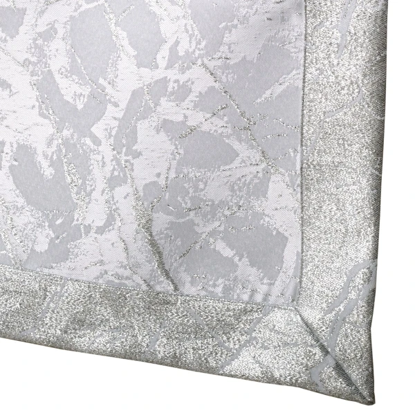 Srebrny Bieżnik Plamoodporny z Metalizowaną Nitką – Mar