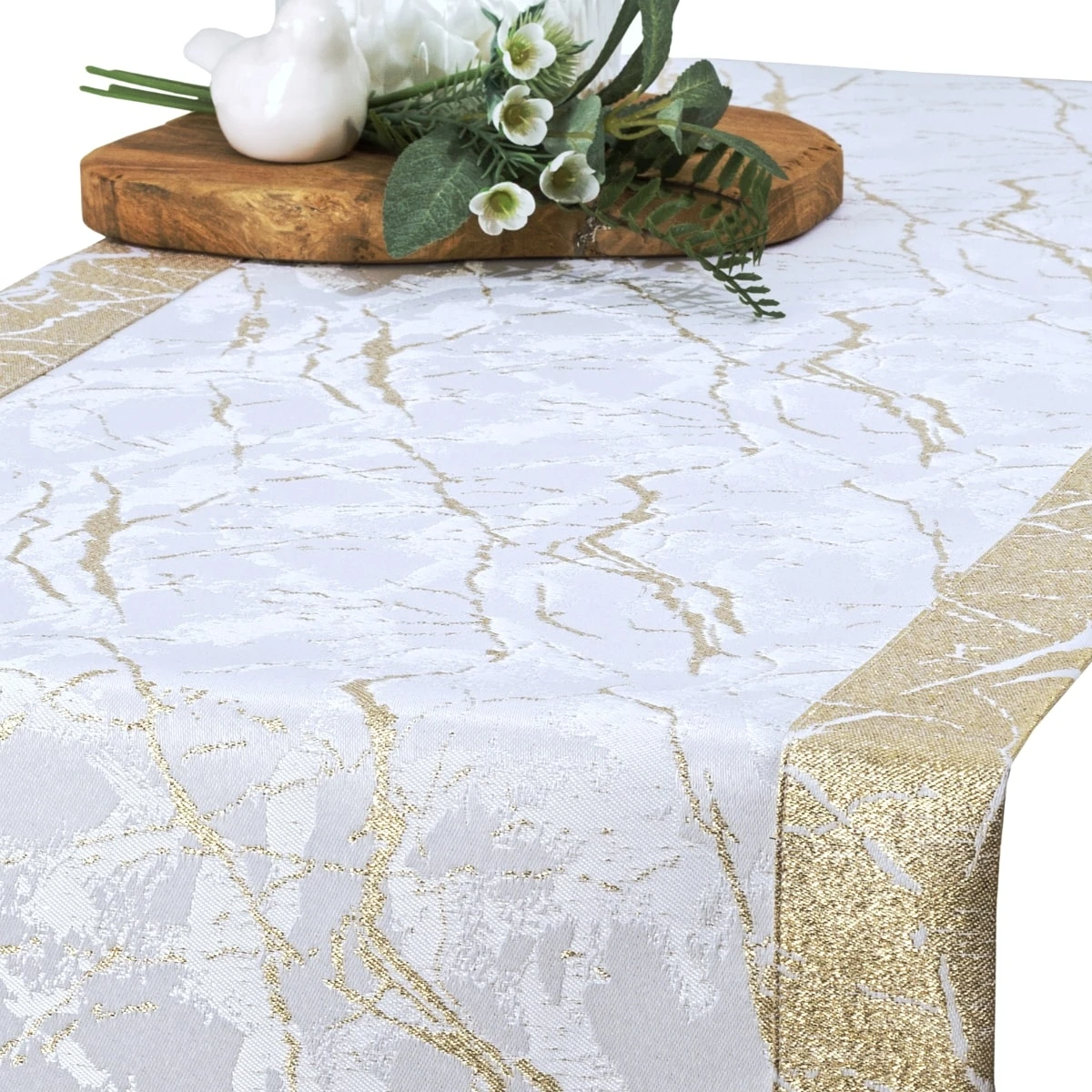 Złoty Bieżnik Plamoodporny z Metalizowaną Nitką – Marm