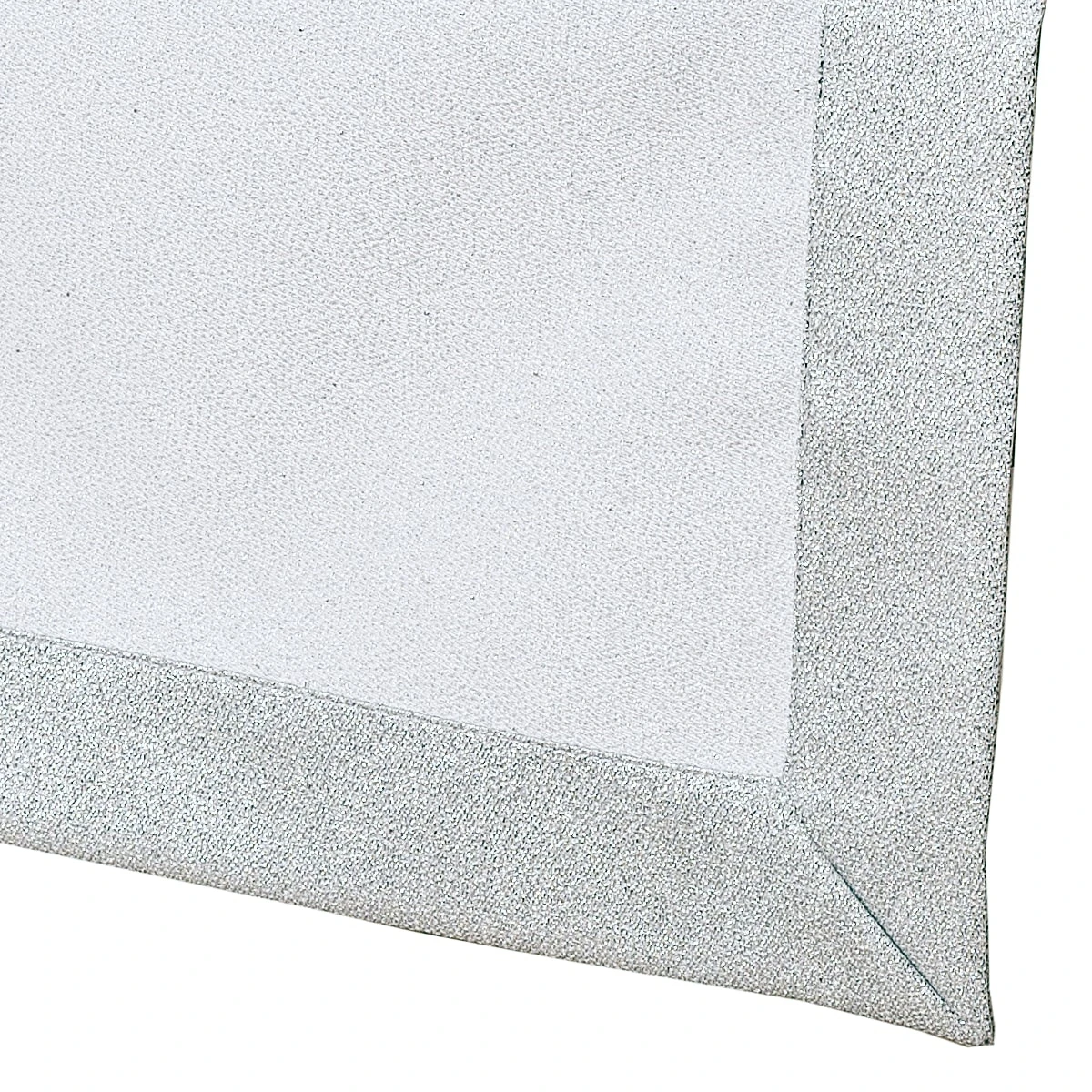 Srebrno-Biały Bieżnik Plamoodporny z Metalizowaną Nitką 