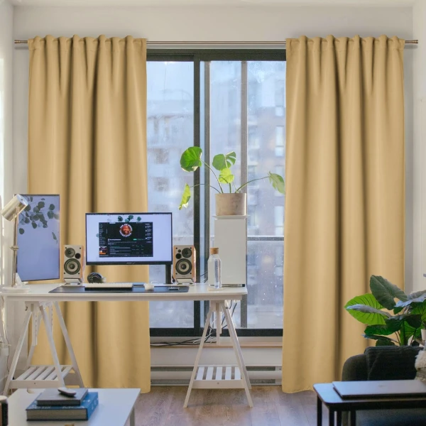 Zasłona zaciemniająca na taśmie marszczącej Blackout Uni