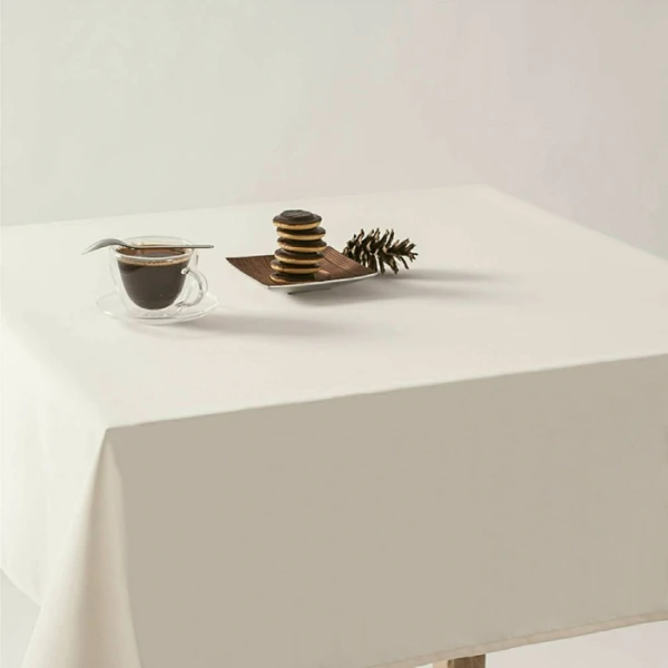 Obrusy, Bieżniki i Serwety Plamoodporne Na Wymiar - Gładka